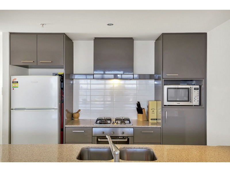 2103/4 Wahroonga Place, Surfers Paradise QLD 4217