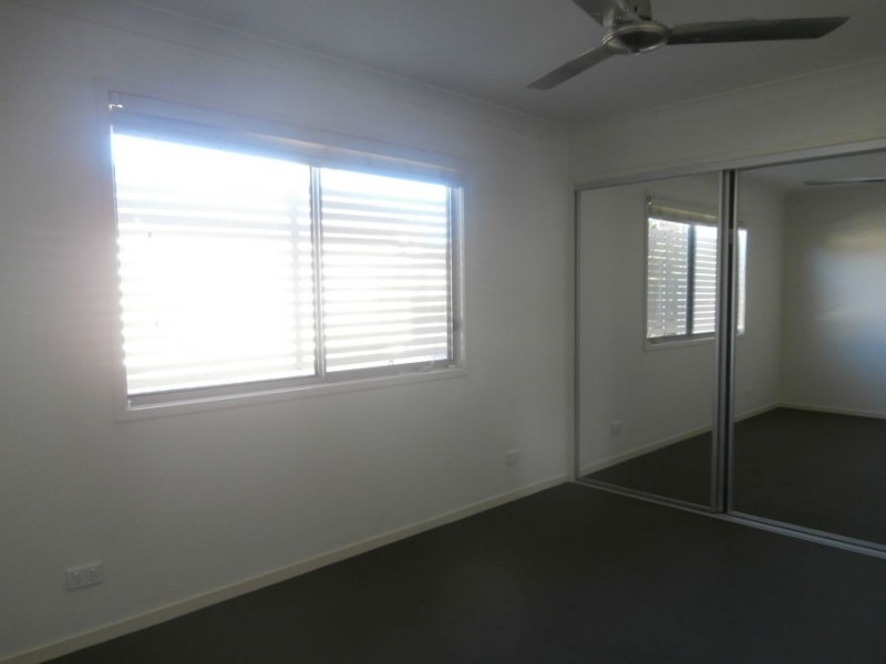 4/119 Eugaree St, Southport QLD 4215