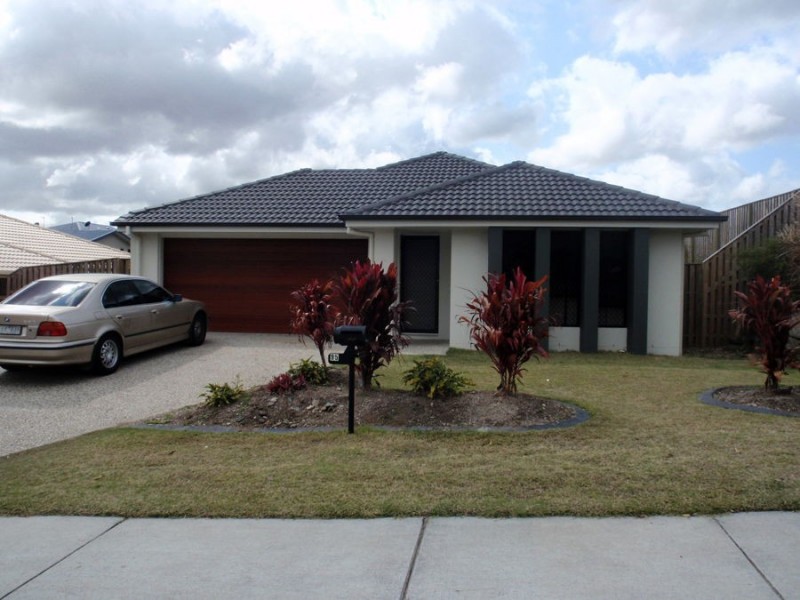 95 McAuley Pde, Pacific Pines QLD 4211