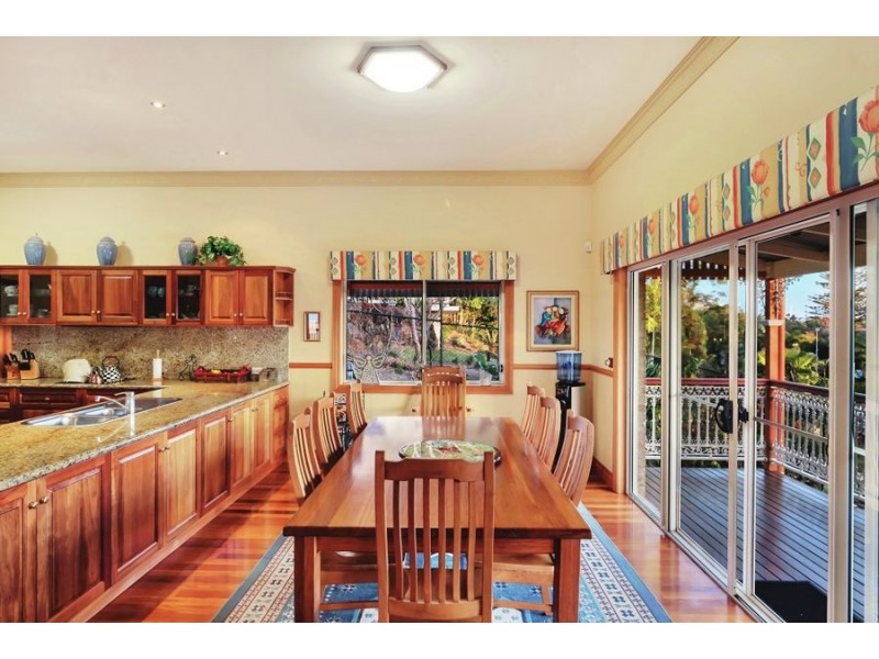 5 Kootingal Street, Ashmore QLD 4214