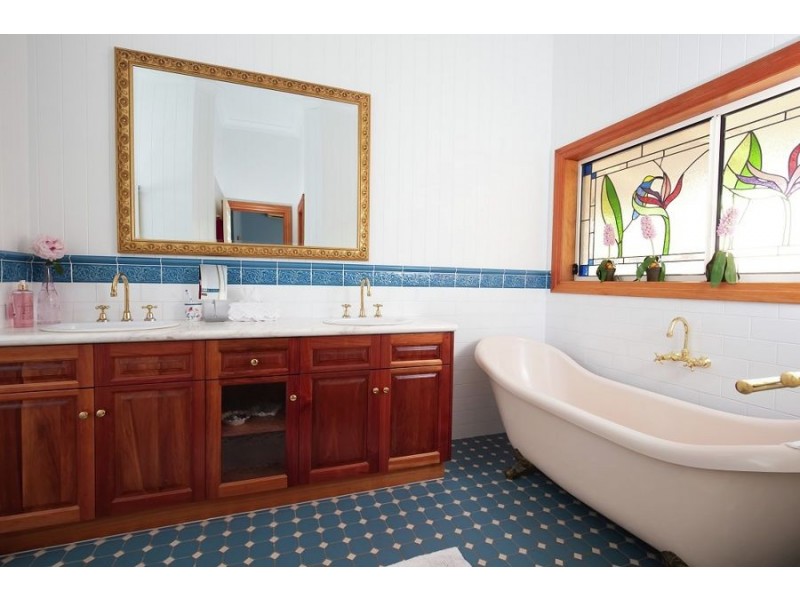 5 Kootingal Street, Ashmore QLD 4214