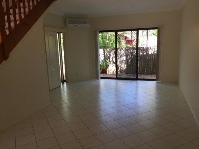 7/141 Cotlew Street, Ashmore QLD 4214