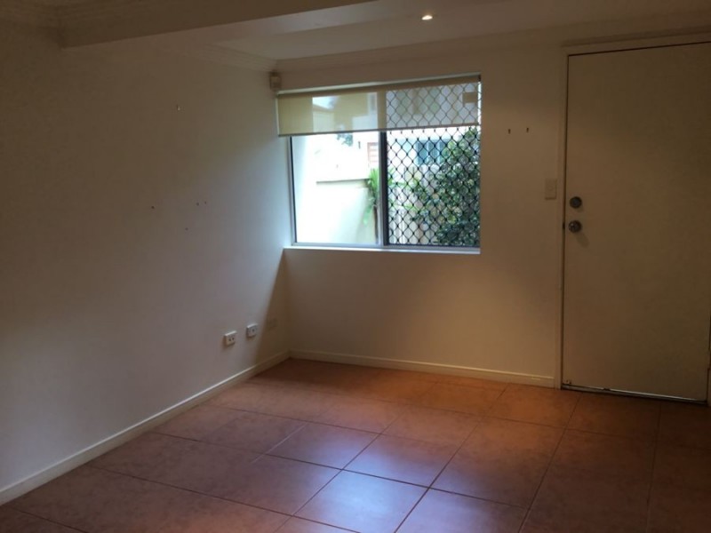 11 Lavarack Road, Mermaid Beach QLD 4218
