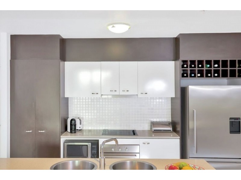 1309/18 Fern Street, Surfers Paradise QLD 4217