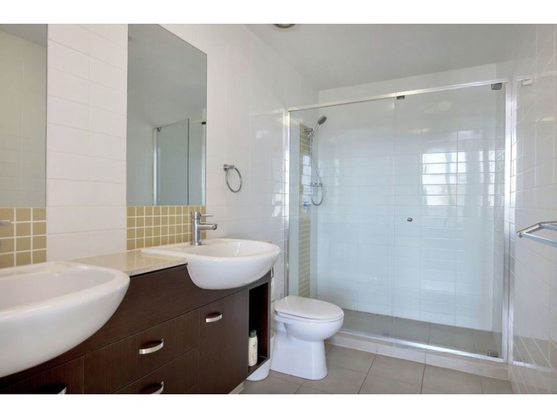 1309/18 Fern Street, Surfers Paradise QLD 4217