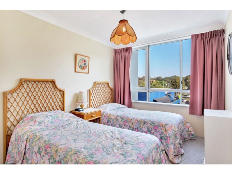 2A/52 Goodwin Terrace, Burleigh Heads QLD 4220