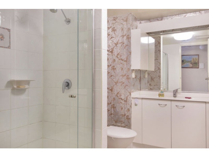 2A/52 Goodwin Terrace, Burleigh Heads QLD 4220