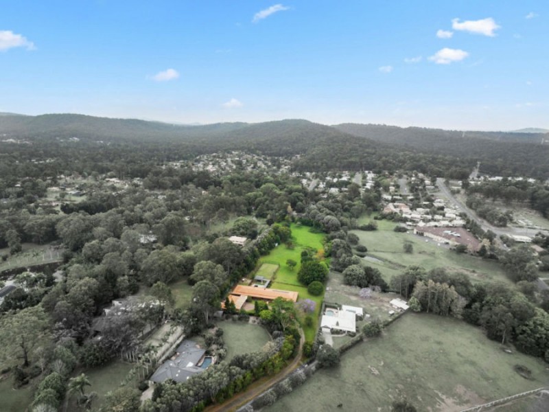 22 Oak Street, Nerang QLD 4211