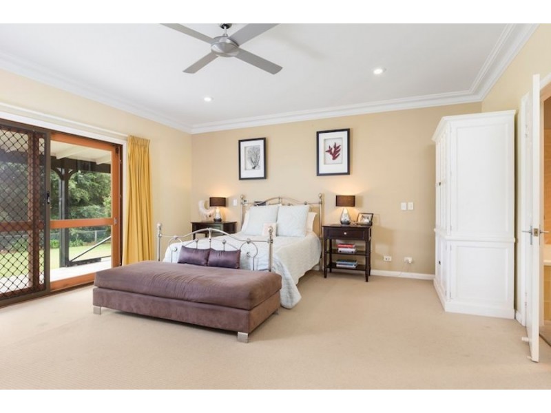 22 Oak Street, Nerang QLD 4211