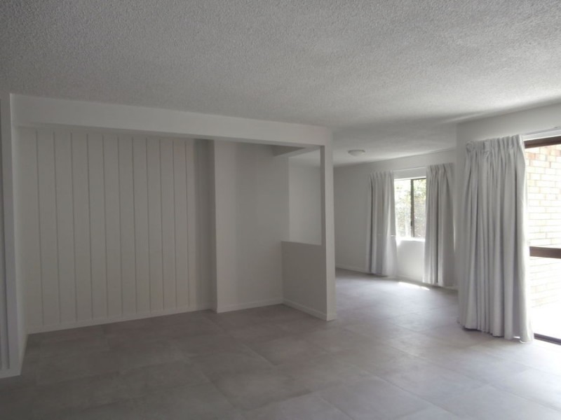 1/13 Chairlift Avenue East, Mermaid Beach QLD 4218