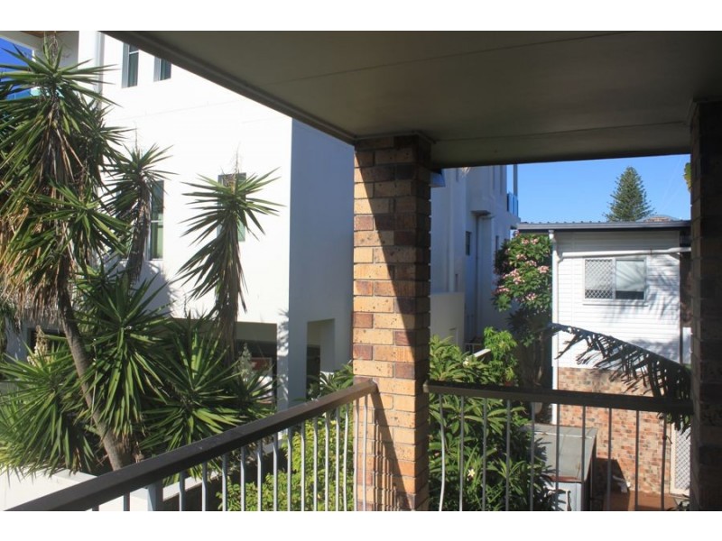 1/13 Chairlift Avenue East, Mermaid Beach QLD 4218