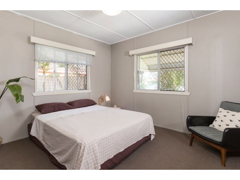 2265 Gold Coast Highway, Mermaid Beach QLD 4218