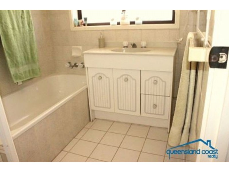 6/3 Angie Court, Mermaid Waters QLD 4218