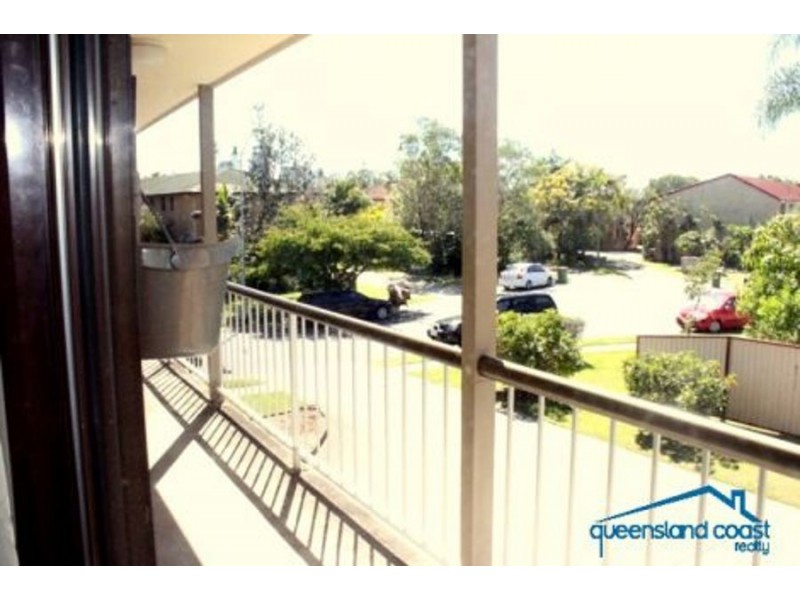 6/3 Angie Court, Mermaid Waters QLD 4218