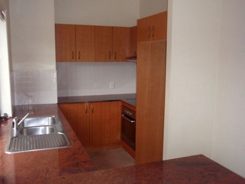 9/141 Cotlew Street, Ashmore QLD 4214