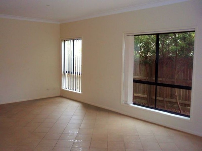 9/141 Cotlew Street, Ashmore QLD 4214