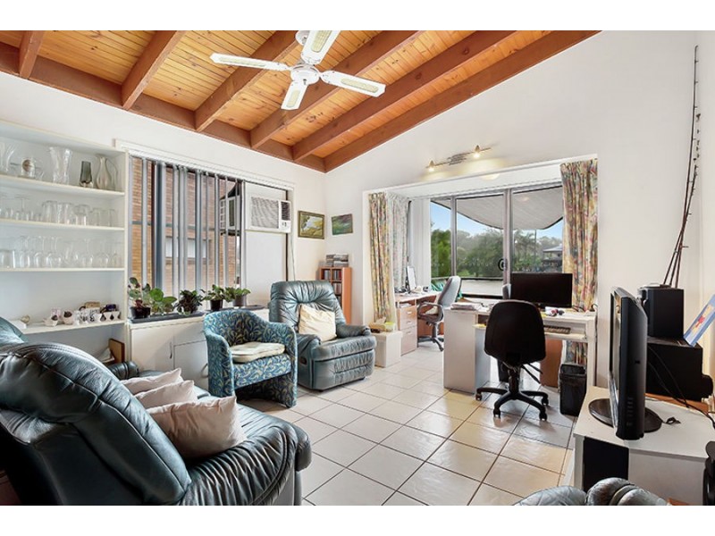 1/20 Sunbird Street, Burleigh Waters QLD 4220
