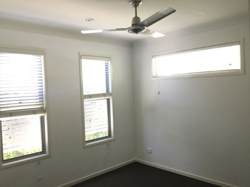 5 119 Eugaree St, Southport QLD 4215