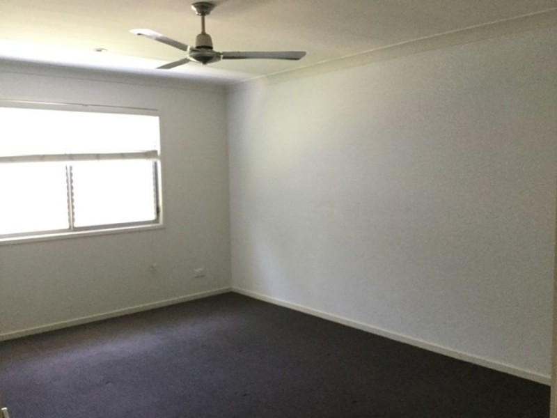 5 119 Eugaree St, Southport QLD 4215