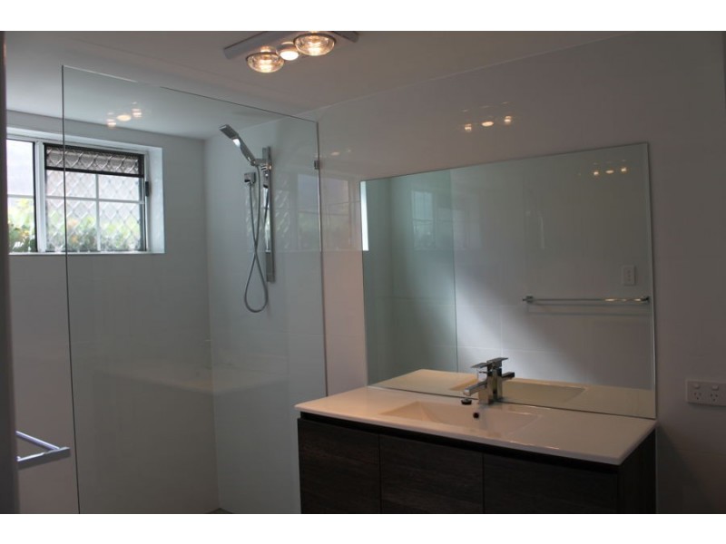 1/30 Sunbrite Avenue, Mermaid Beach QLD 4218