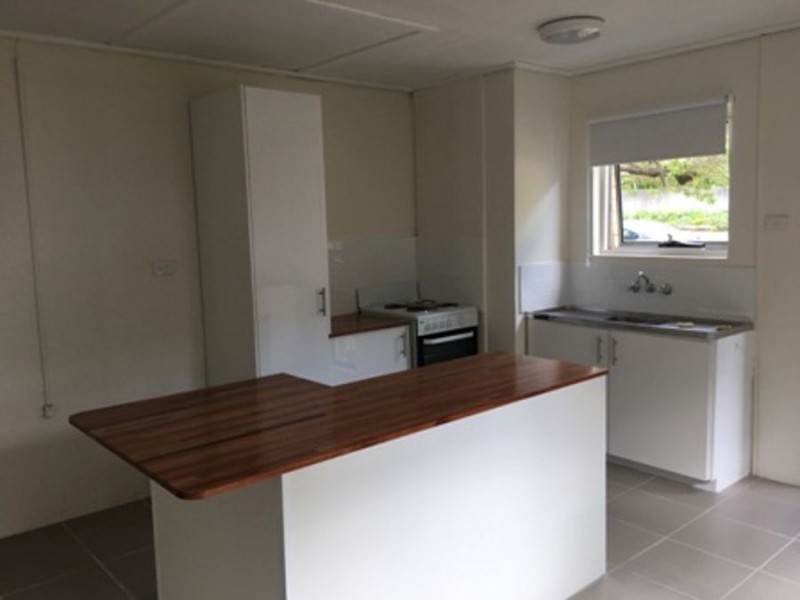 1/15 George Ave, Broadbeach QLD 4218