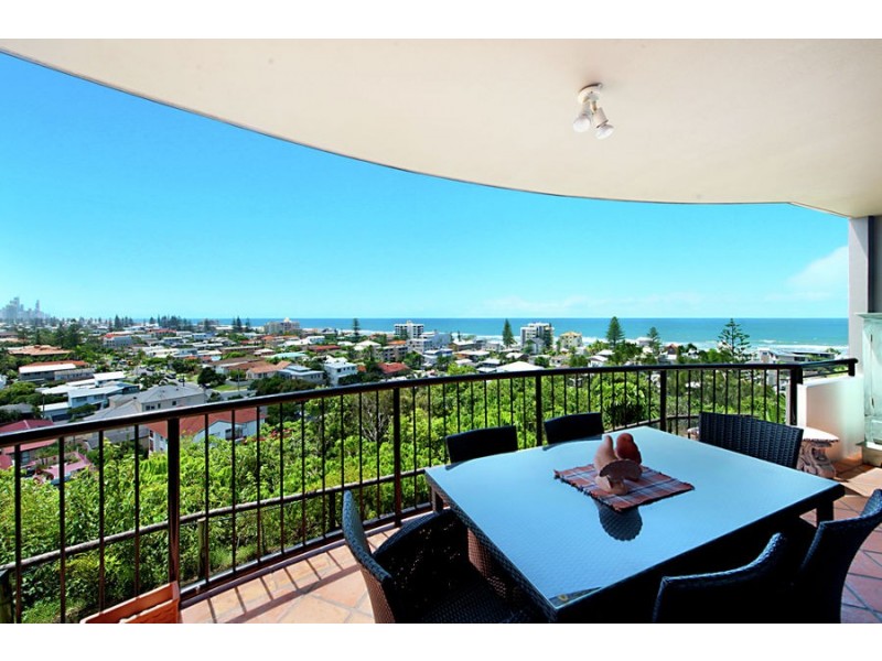 A22/1 Great Hall Drive, Miami QLD 4220