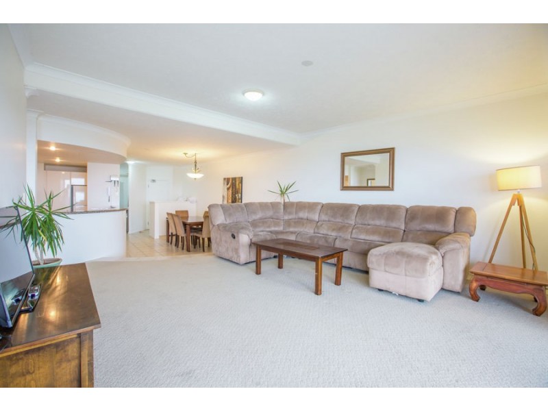 A22/1 Great Hall Drive, Miami QLD 4220