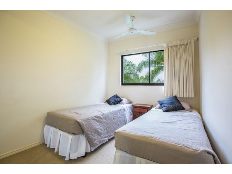 A22/1 Great Hall Drive, Miami QLD 4220