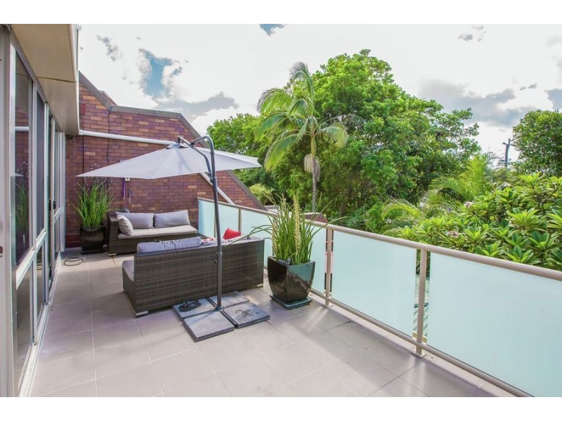 22/111 Rio Vista Boulevard, Broadbeach Waters QLD 4218