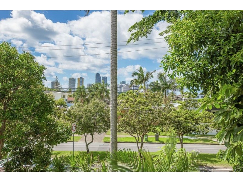 22/111 Rio Vista Boulevard, Broadbeach Waters QLD 4218
