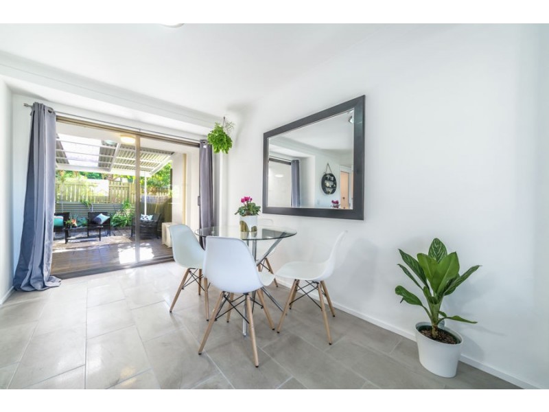 10/71 Olsen Avenue, Labrador QLD 4215