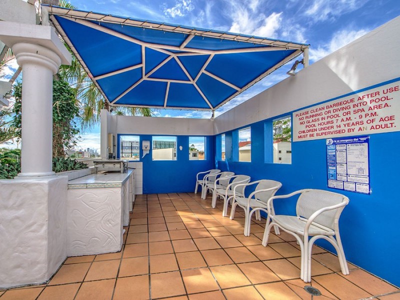 34/28 Chairlift Avenue “Santorini by the Sea”, Mermaid Beach QLD 4218