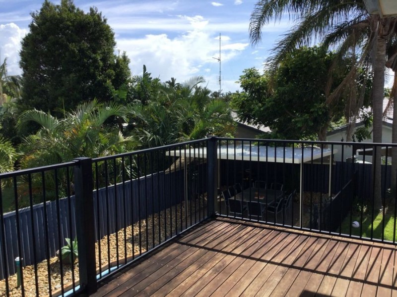 23 Honeyeater Drive, Burleigh Waters QLD 4220