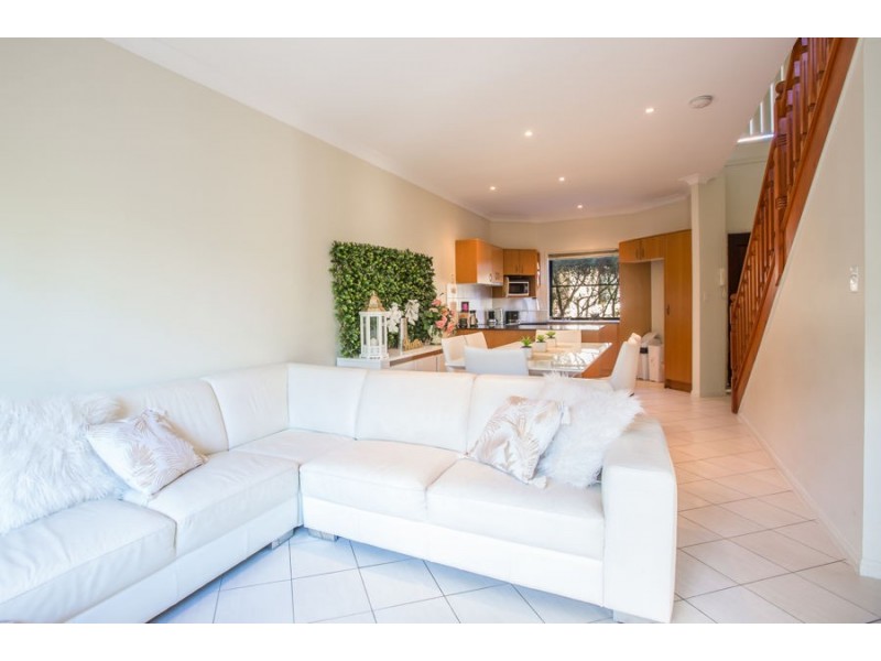 5/141 Cotlew Street, Ashmore QLD 4214