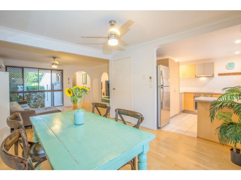 18/2-34 Karbunya Street, Mermaid Waters QLD 4218