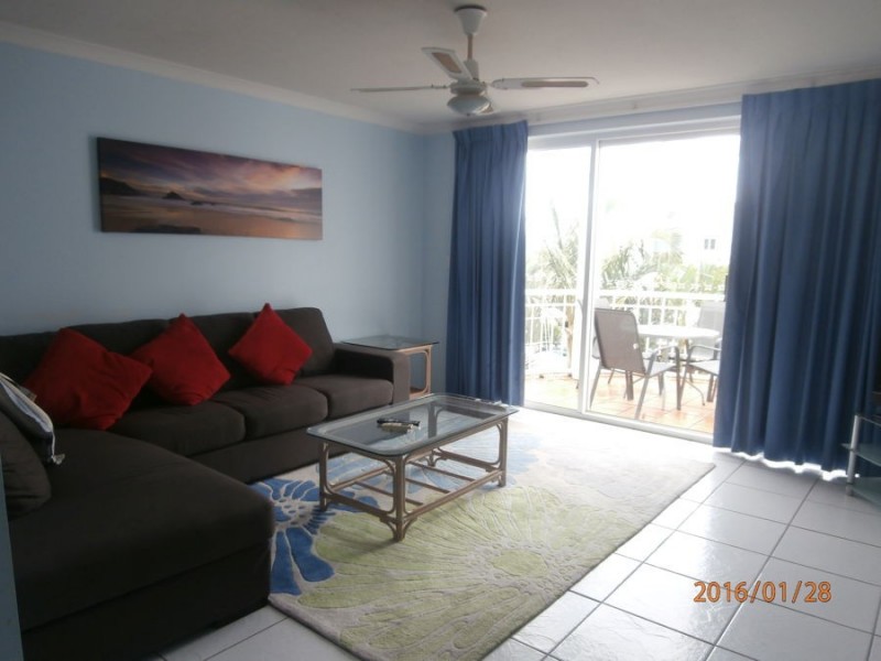 42/28 Chairlift Avenue “Santorini by the Sea”, Mermaid Beach QLD 4218