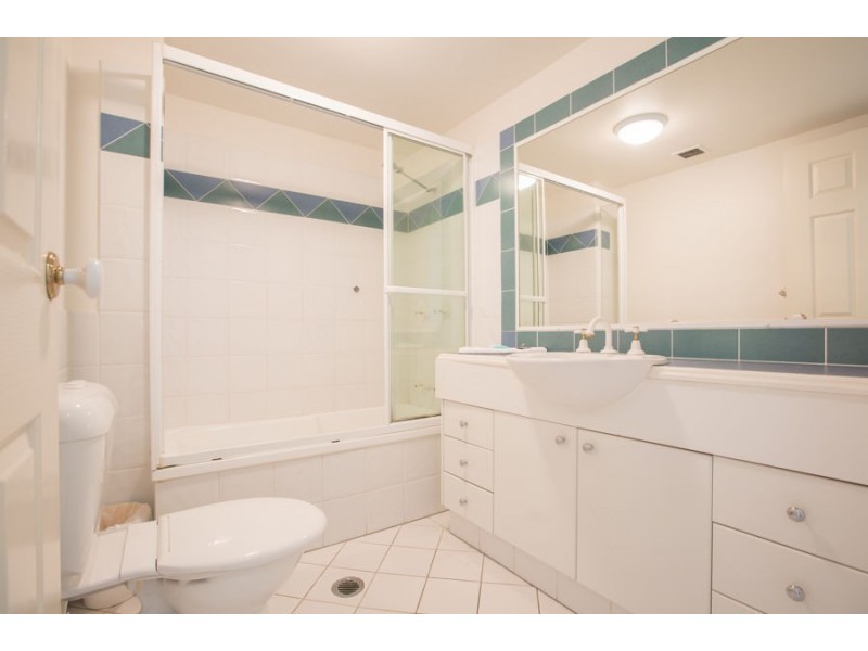 41/28 Chairlift Avenue, Miami QLD 4220