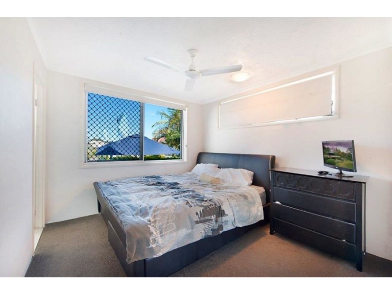 4/300 The Esplanade, Miami QLD 4220