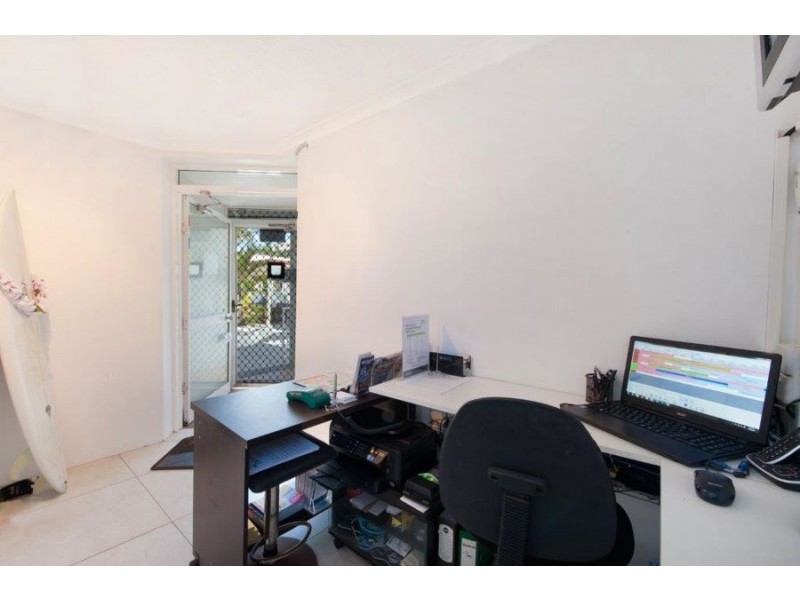 4/300 The Esplanade, Miami QLD 4220