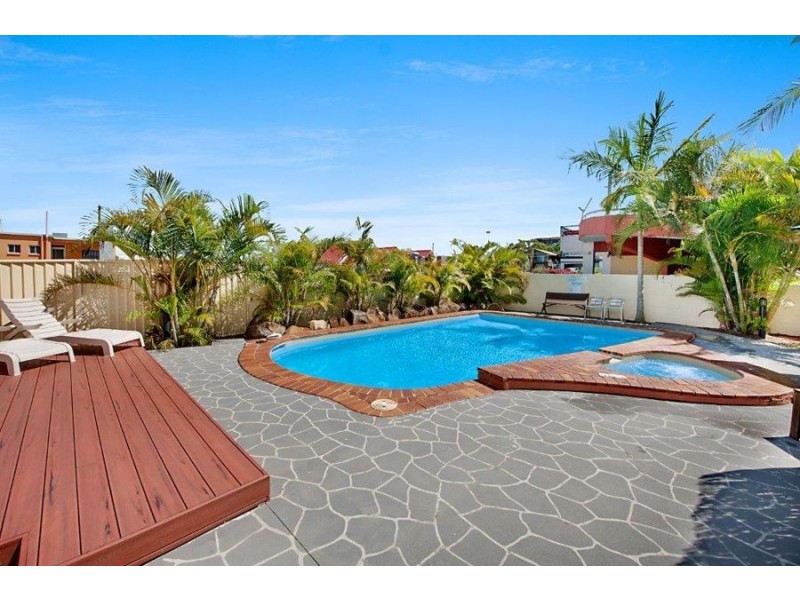 4/300 The Esplanade, Miami QLD 4220