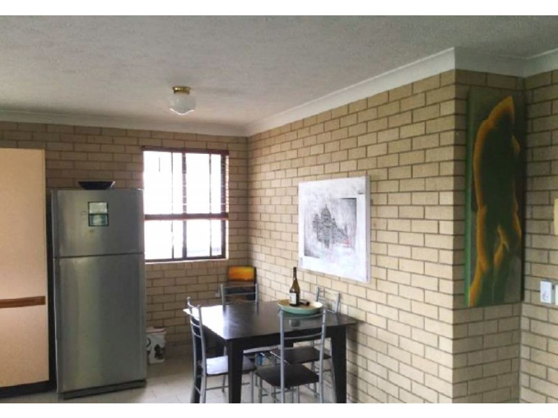 8/2301 ‘La Costa’ Gold Coast Highway, Mermaid Beach QLD 4218