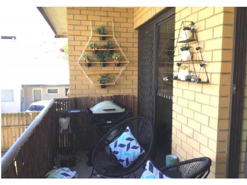8/2301 ‘La Costa’ Gold Coast Highway, Mermaid Beach QLD 4218