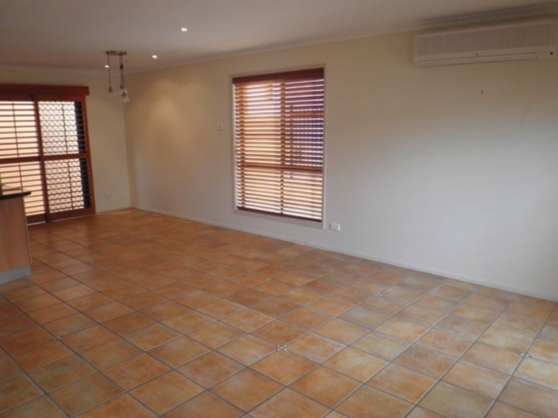 2/12 Lavarack Road, Mermaid Beach QLD 4218