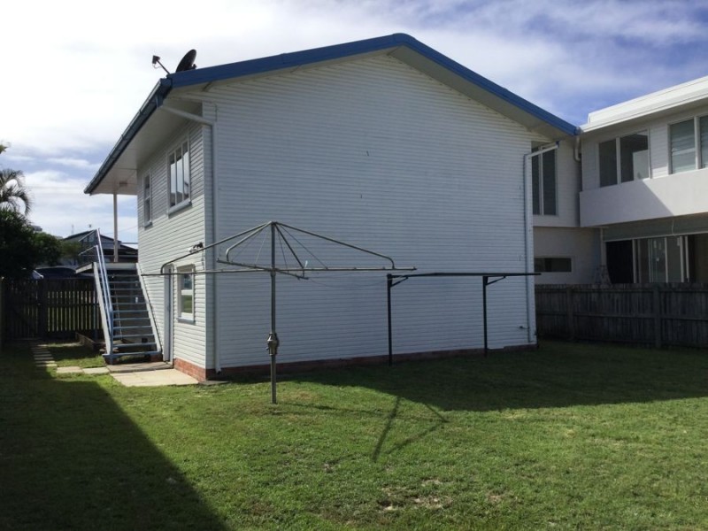 28 Petrel Avenue., Mermaid Beach QLD 4218