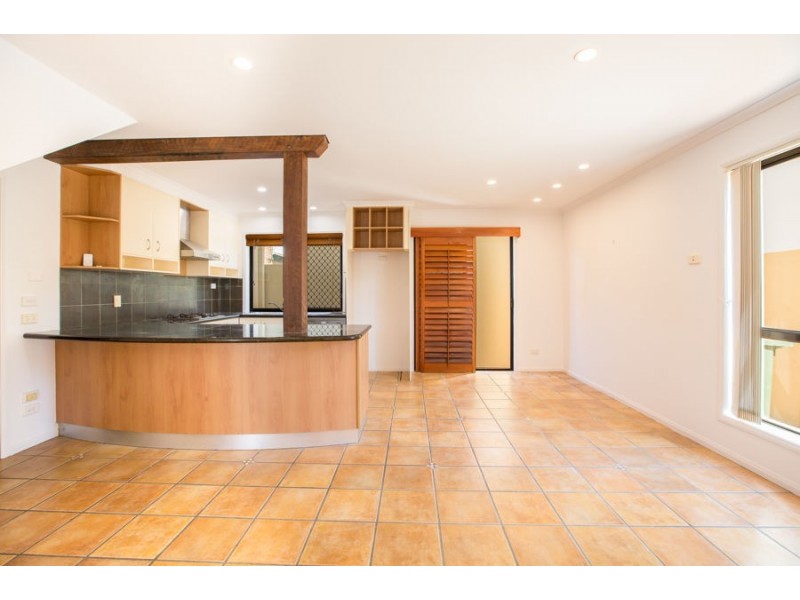 2/12 Lavarack Road, Mermaid Beach QLD 4218