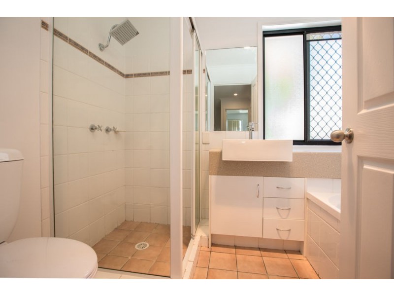 2/12 Lavarack Road, Mermaid Beach QLD 4218