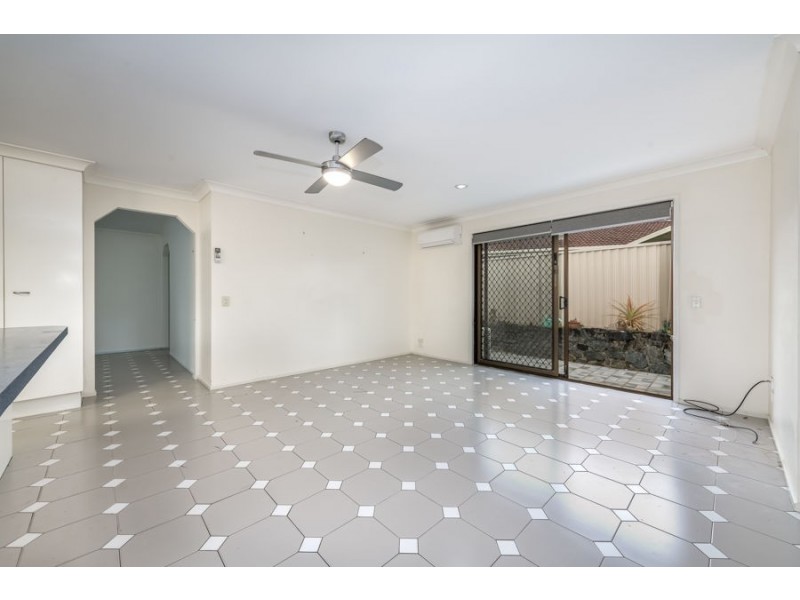 9 Carlingford Place, Robina QLD 4226