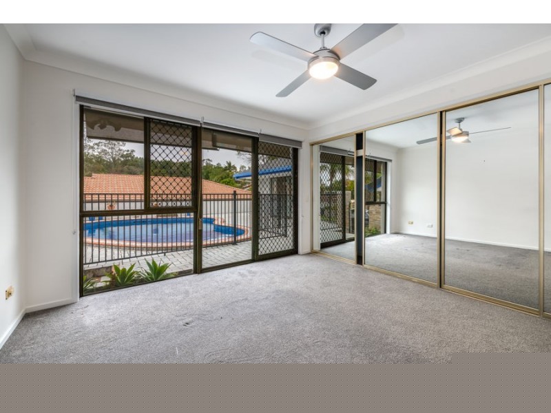 9 Carlingford Place, Robina QLD 4226