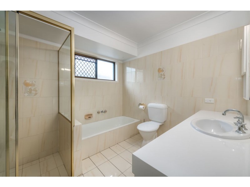 9 Carlingford Place, Robina QLD 4226
