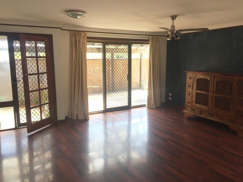 1 80 Christine Avenue, Burleigh Waters QLD 4220